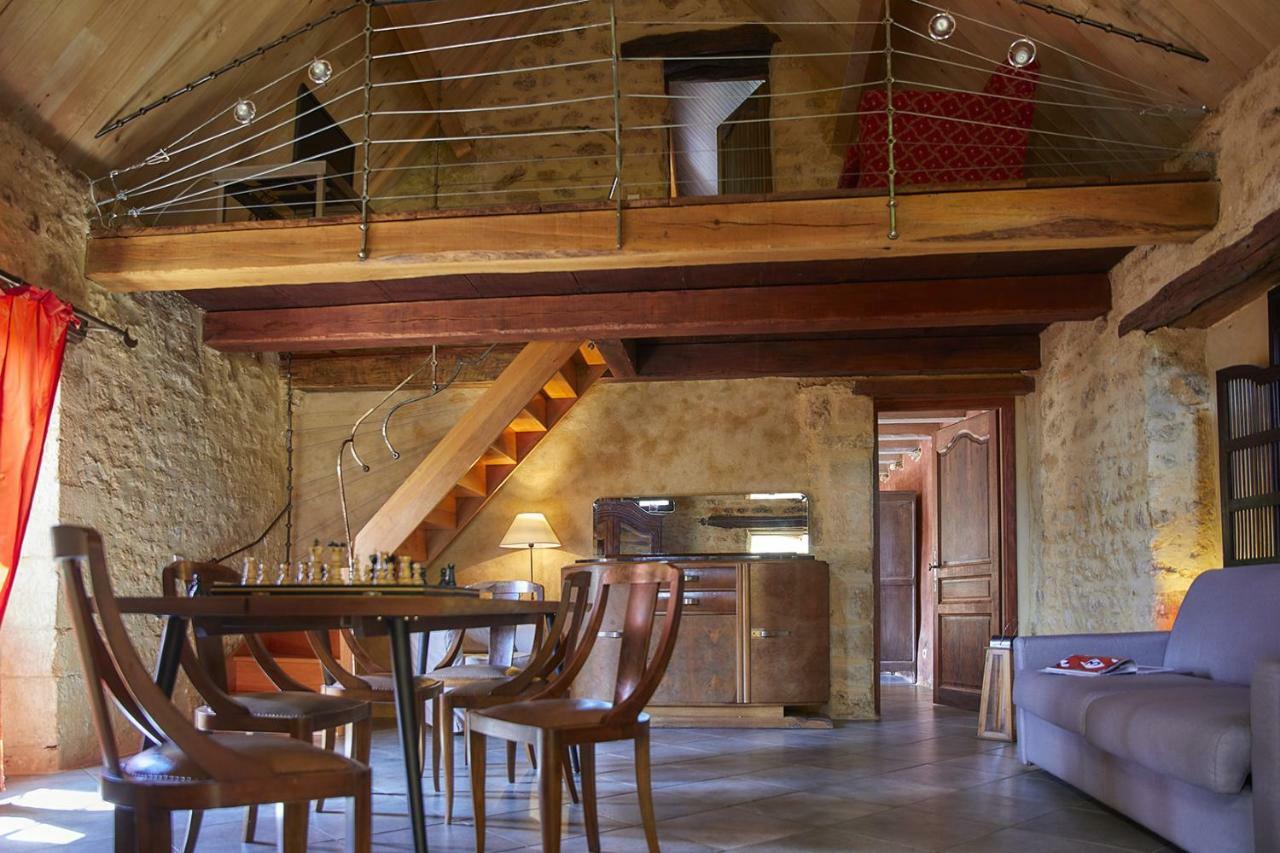 La Maison Bleue - Gîte de Charme Vitrac  Eksteriør billede